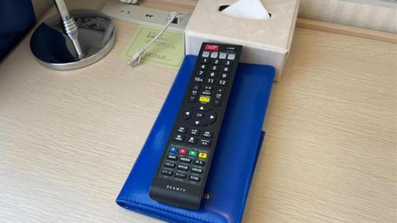 Toyoko Inn Okinawa Naha Kokusai-Dori Miebashi-Eki Extérieur photo