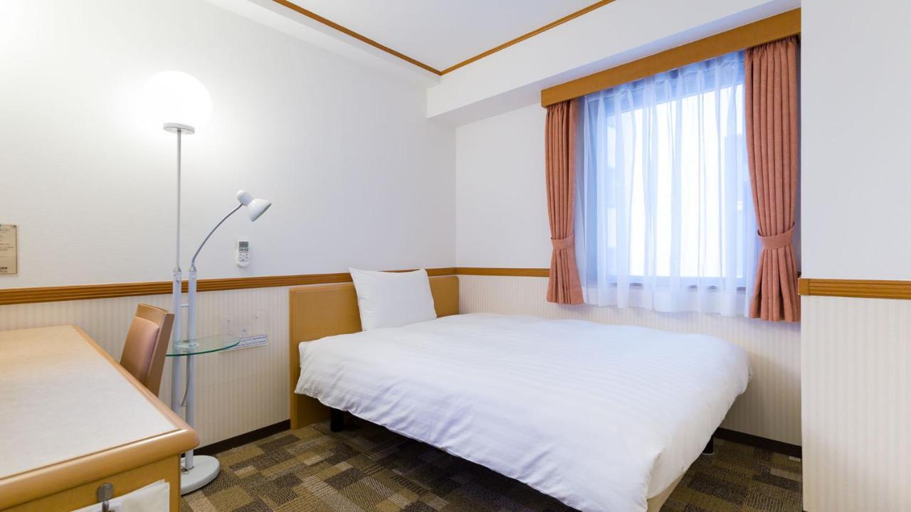Toyoko Inn Okinawa Naha Kokusai-Dori Miebashi-Eki Extérieur photo