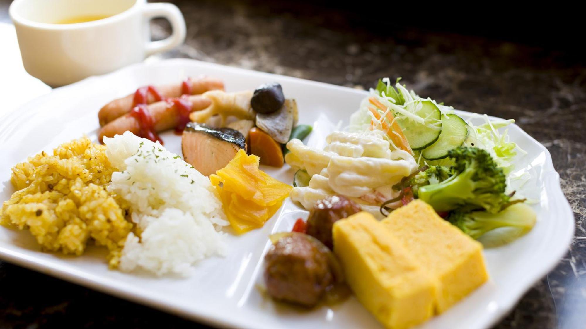 Toyoko Inn Okinawa Naha Kokusai-Dori Miebashi-Eki Extérieur photo