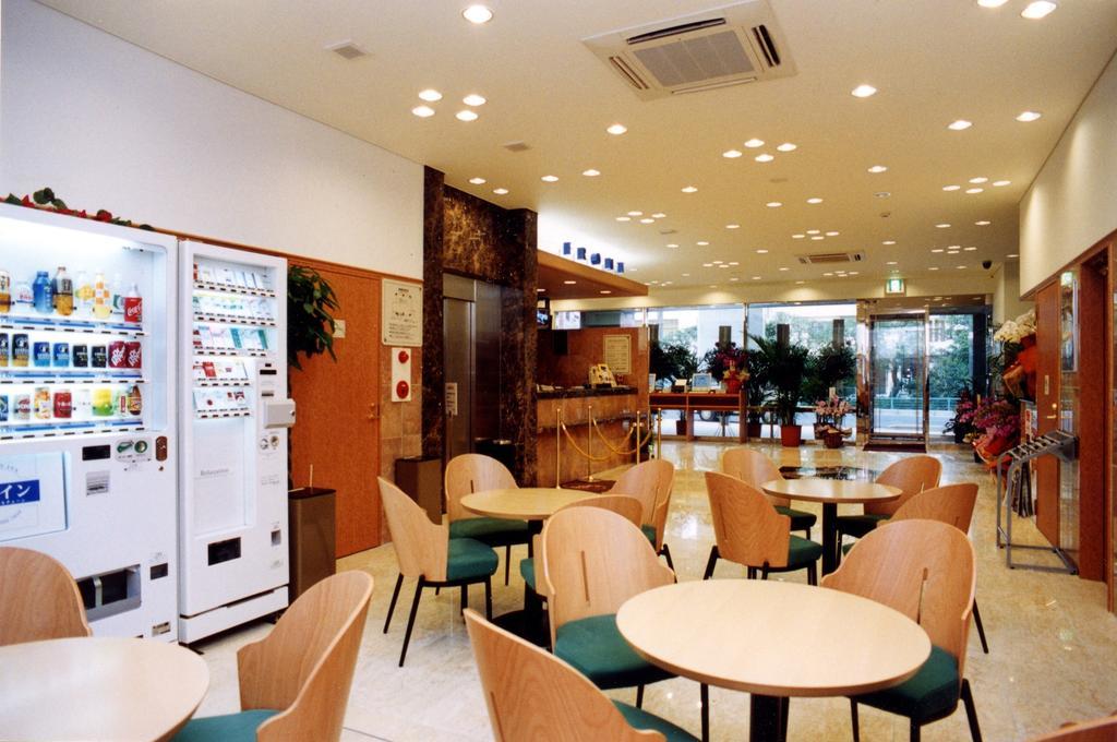 Toyoko Inn Okinawa Naha Kokusai-Dori Miebashi-Eki Extérieur photo
